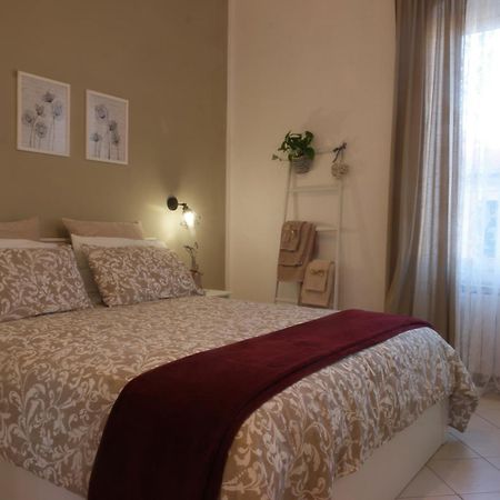 Il Nido Di Mariro Apartment Специя Екстериор снимка